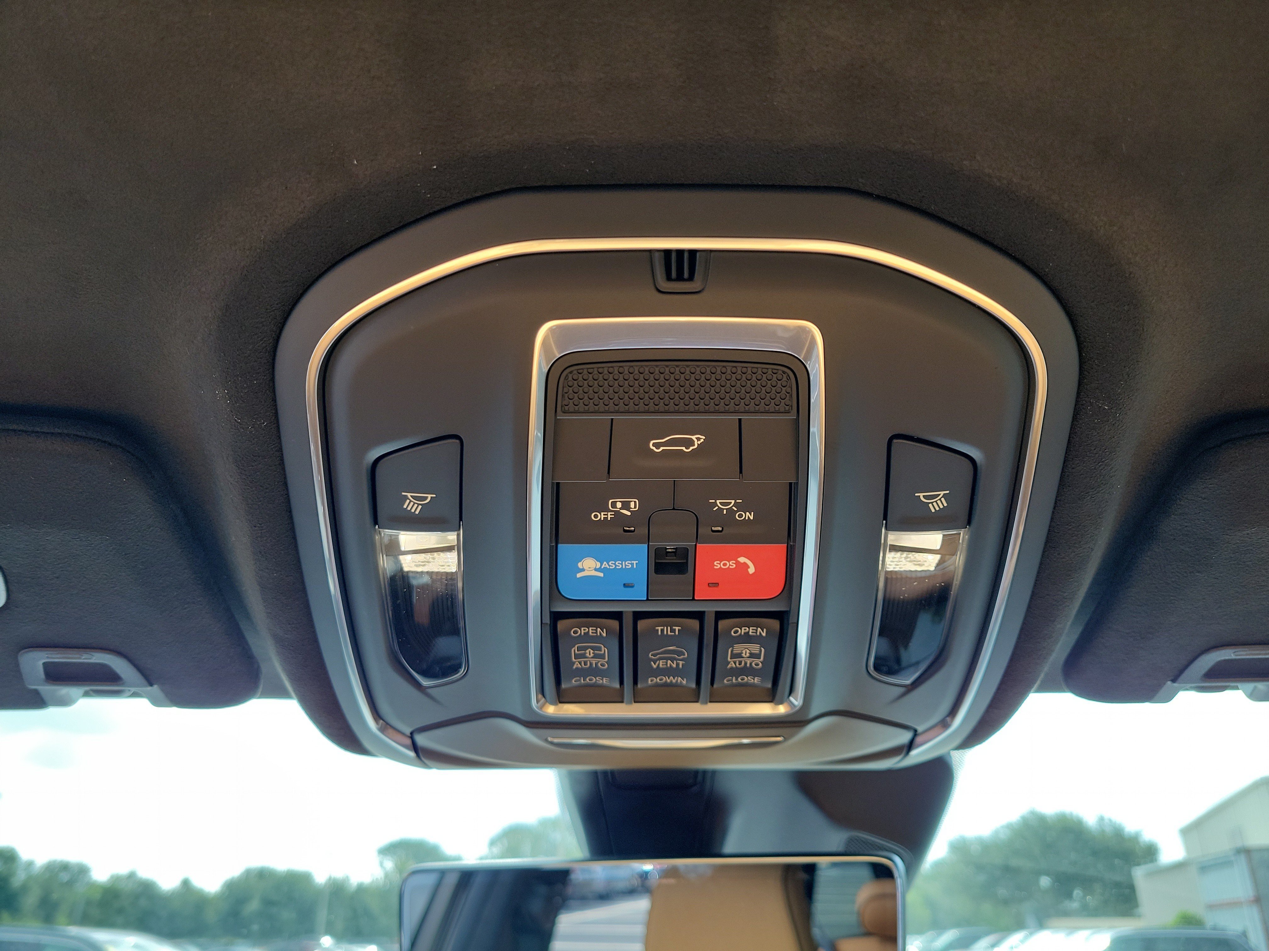 New 2026 Silver Zynith Exterior Paint Jeep Summit image 18