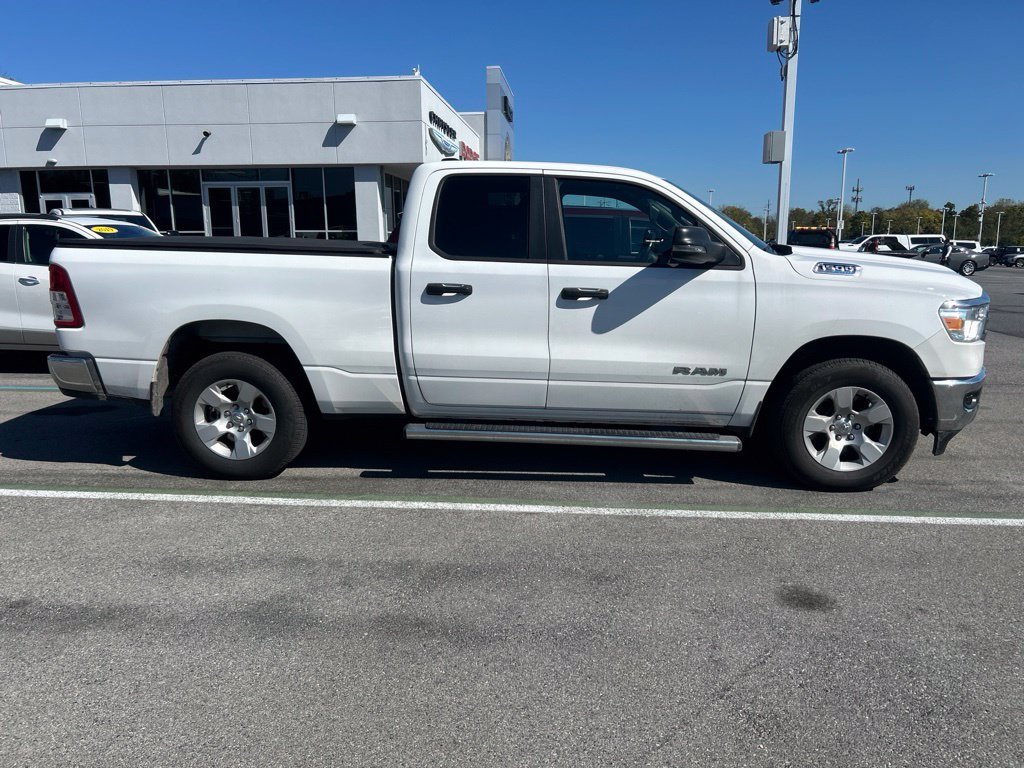 Used 2023 White Ram Big Horn/Lone Star image 4