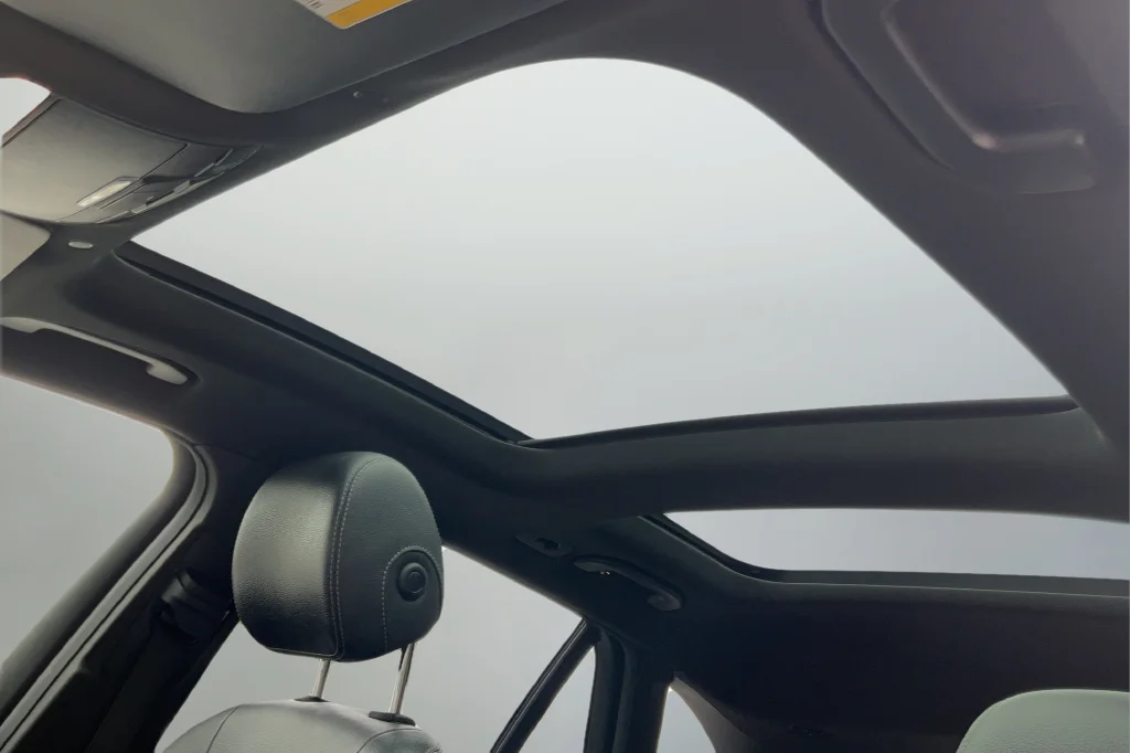 2020 Mercedes-Benz GLC GLC300 - Photo 17