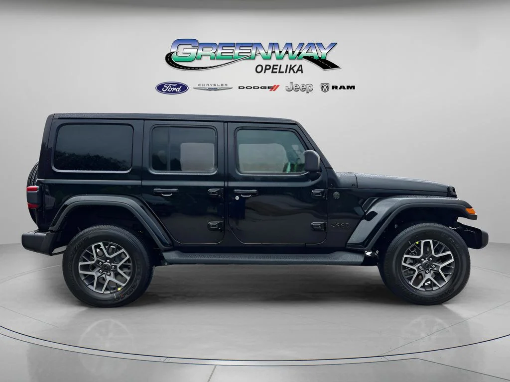 2025 Jeep Wrangler 4-Door Sahara - Photo 8