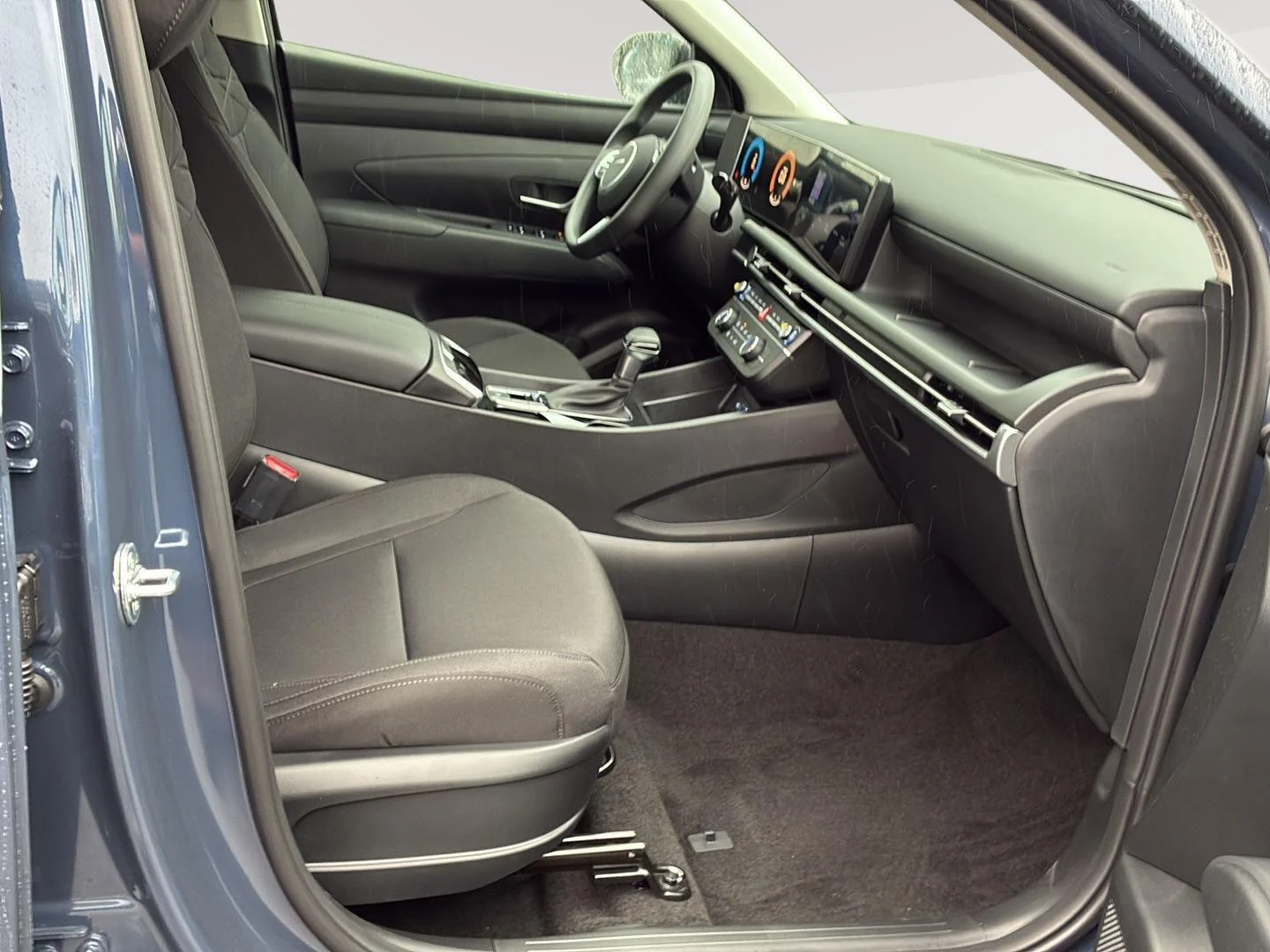 New 2026 Atlantis Blue Hyundai SE image 7