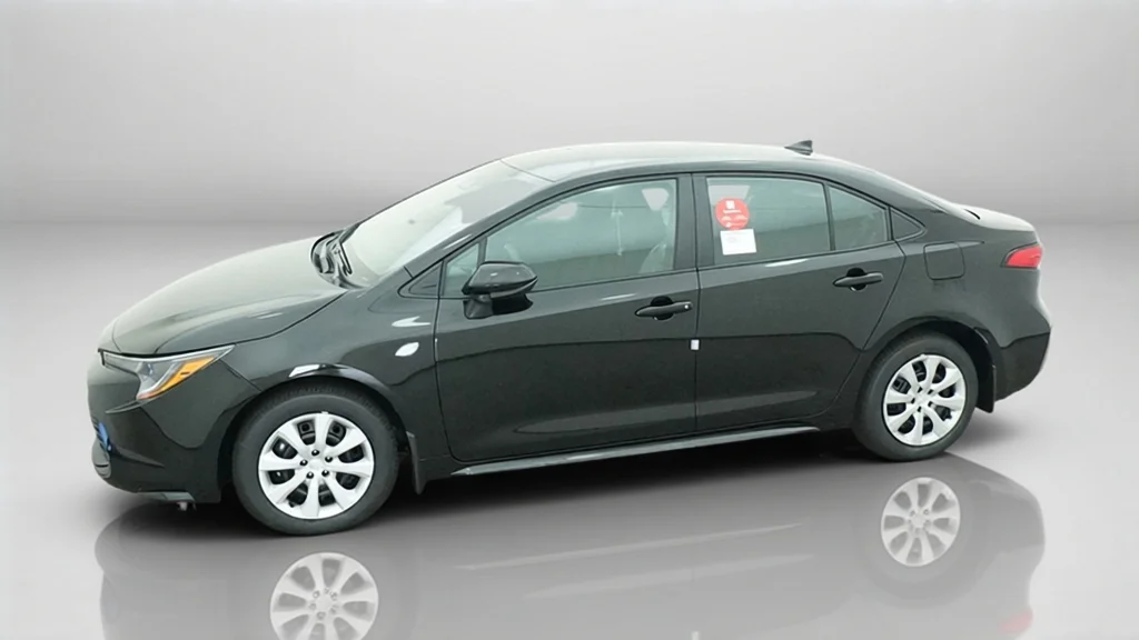New 2027 Inked Toyota LE image 3