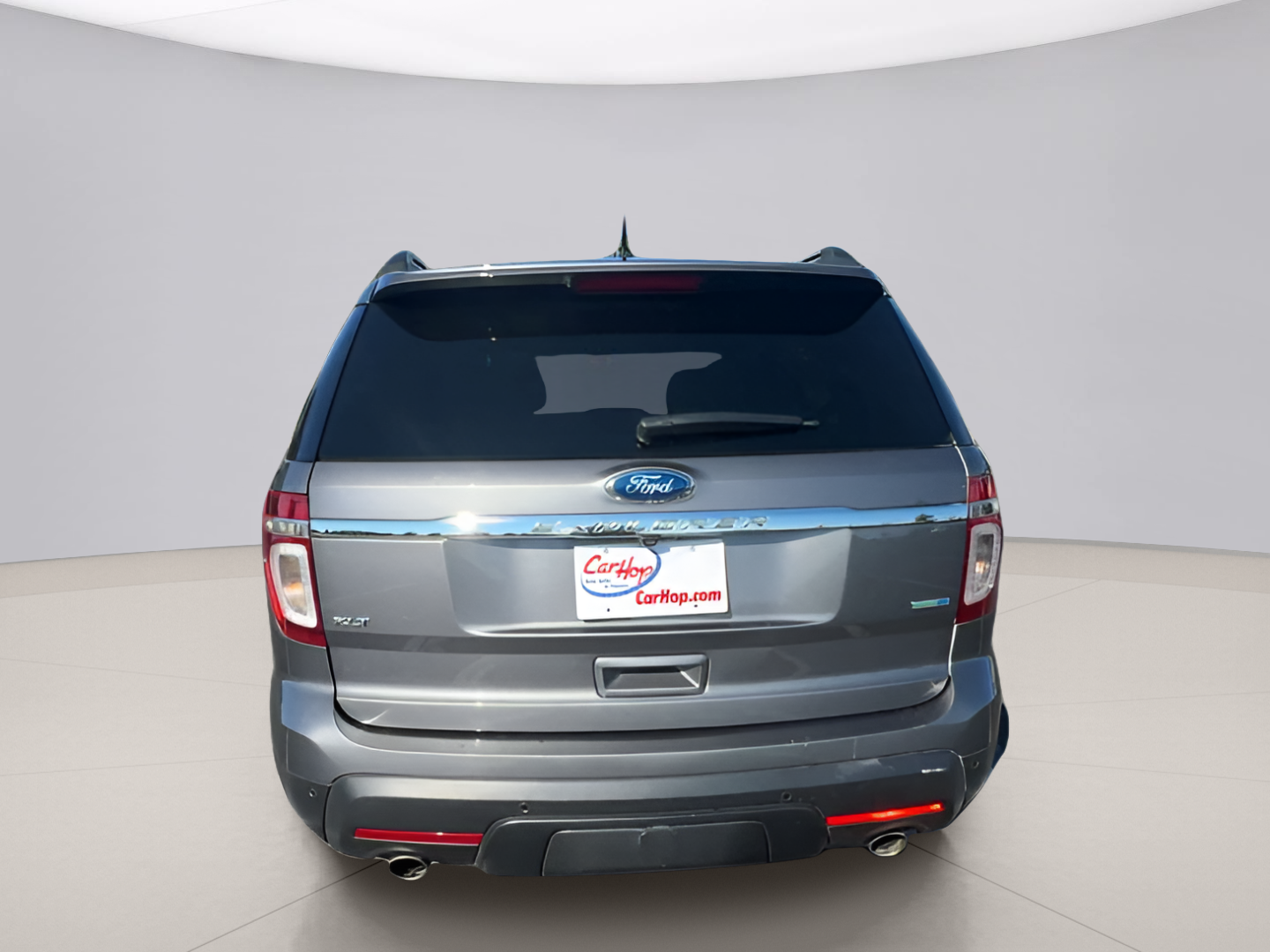 2014 Ford Explorer XLT photo 2
