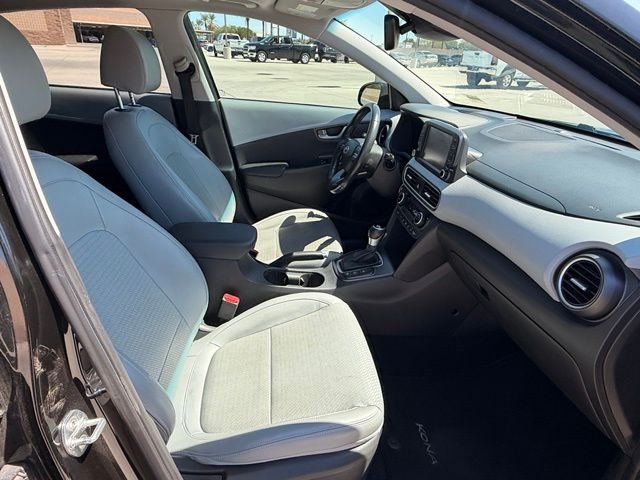 Used 2018 Black Hyundai Ultimate image 18
