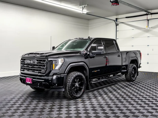 2024 GMC Sierra 2500 AT4