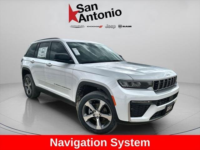New 2026 Bright White Clear-Coat Exterior Paint Jeep Limited image 2