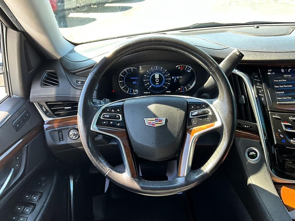 Used 2020 White Cadillac Luxury image 32
