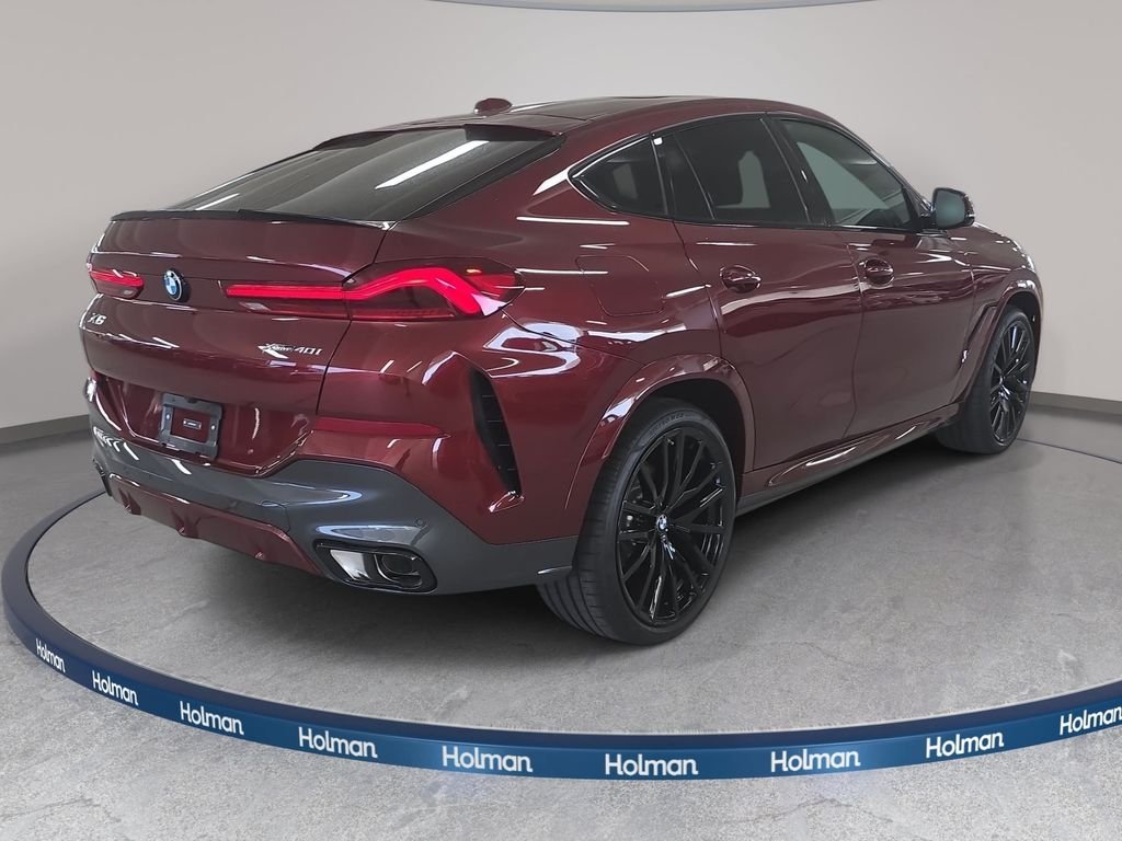 New 2026 Aventurin Red Metallic BMW xDrive40i image 4