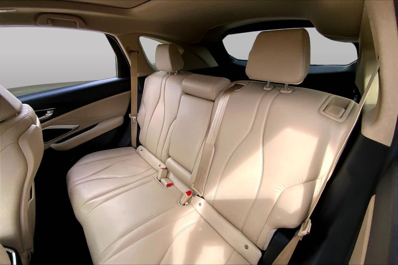 Used 2024 Platinum White Pearl Acura  image 19