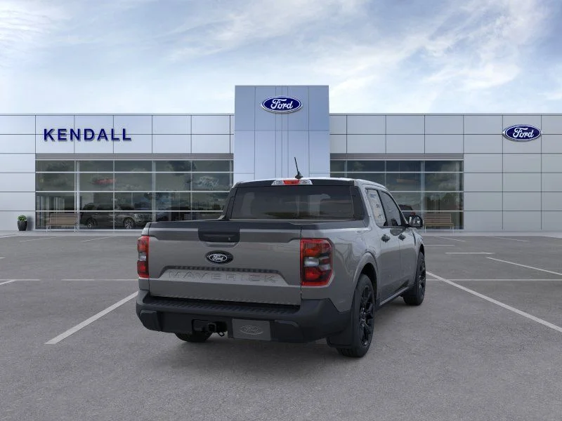 Used 2025 Gray Ford XLT image 8