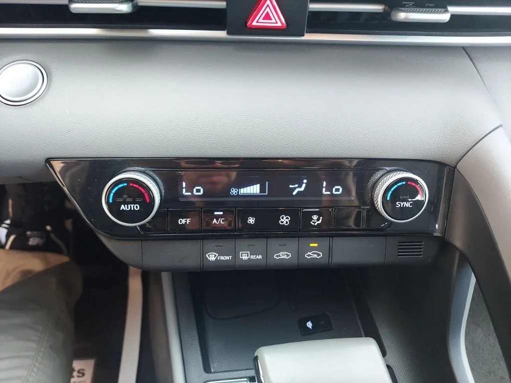 Certified Used 2026 White Hyundai SEL Sport image 25