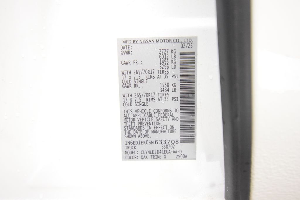 Used 2025 White Nissan PRO-4X image 23