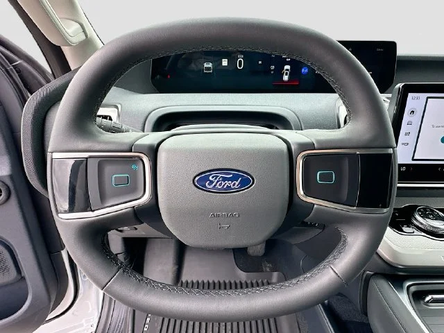New 2026 Oxford White Ford Active image 7