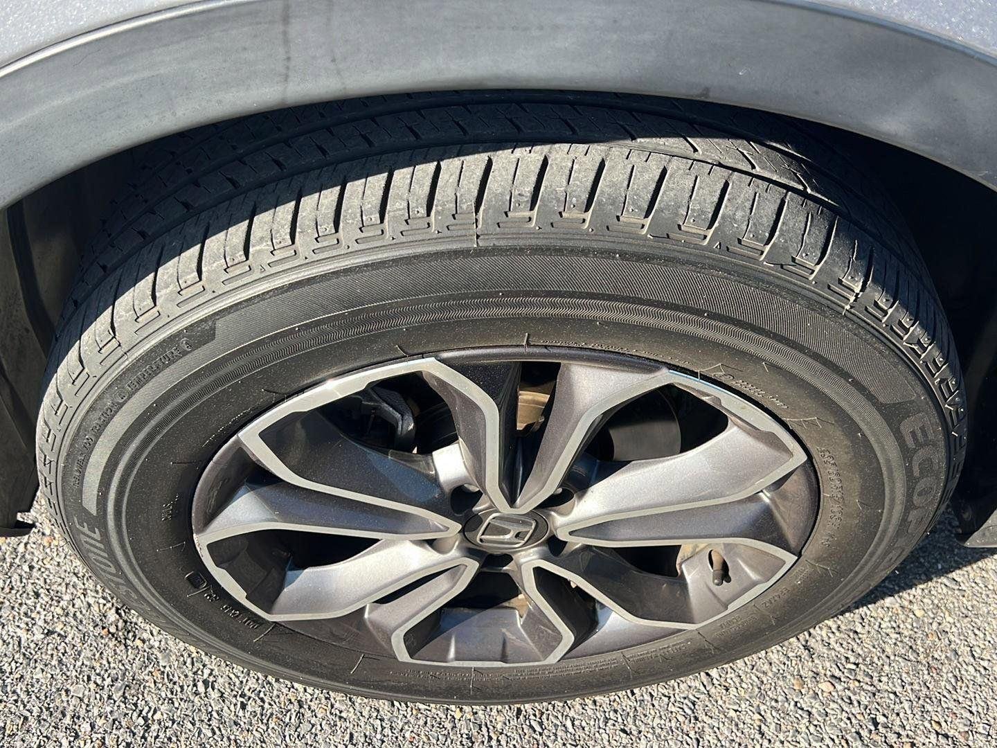 Used 2021 Lunar Silver Metallic Honda EX image 7