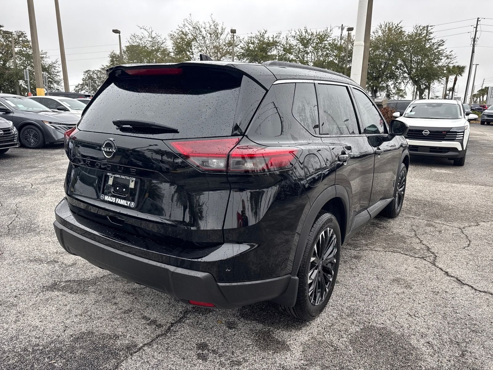 New 2026 Nissan Rogue Dark Armor 4D Sport Utility