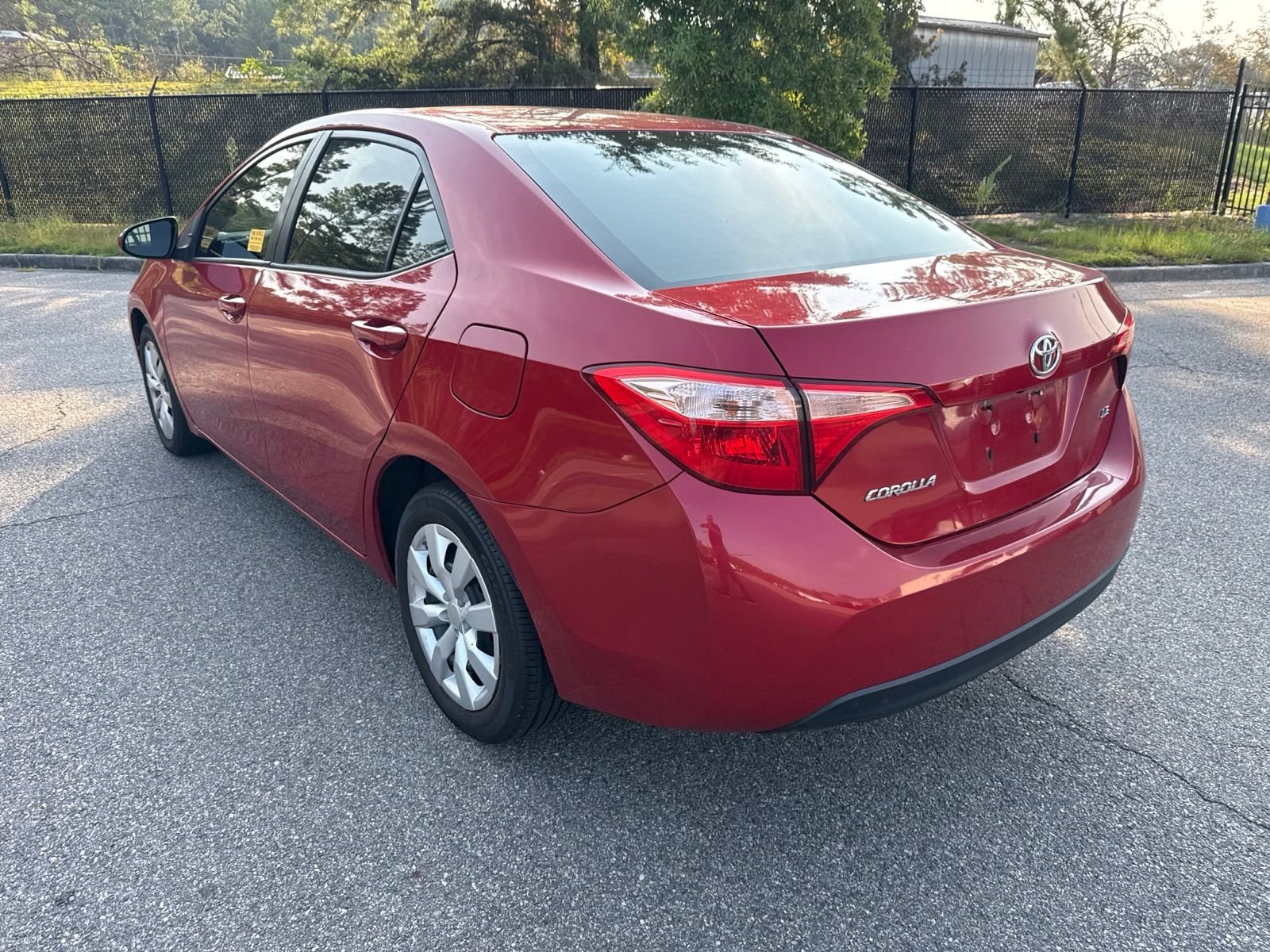 Used 2018 Red Toyota LE image 4