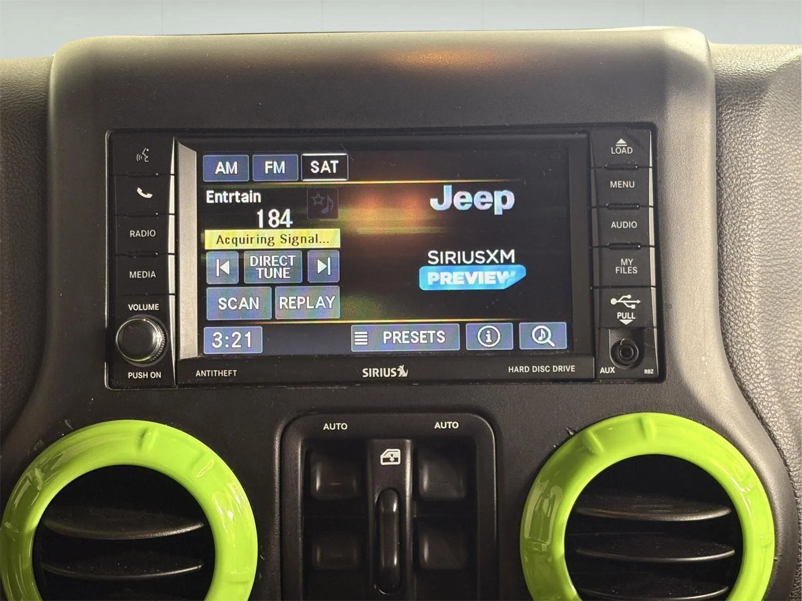Used 2016 Hypergreen Clearcoat Jeep Sport image 35