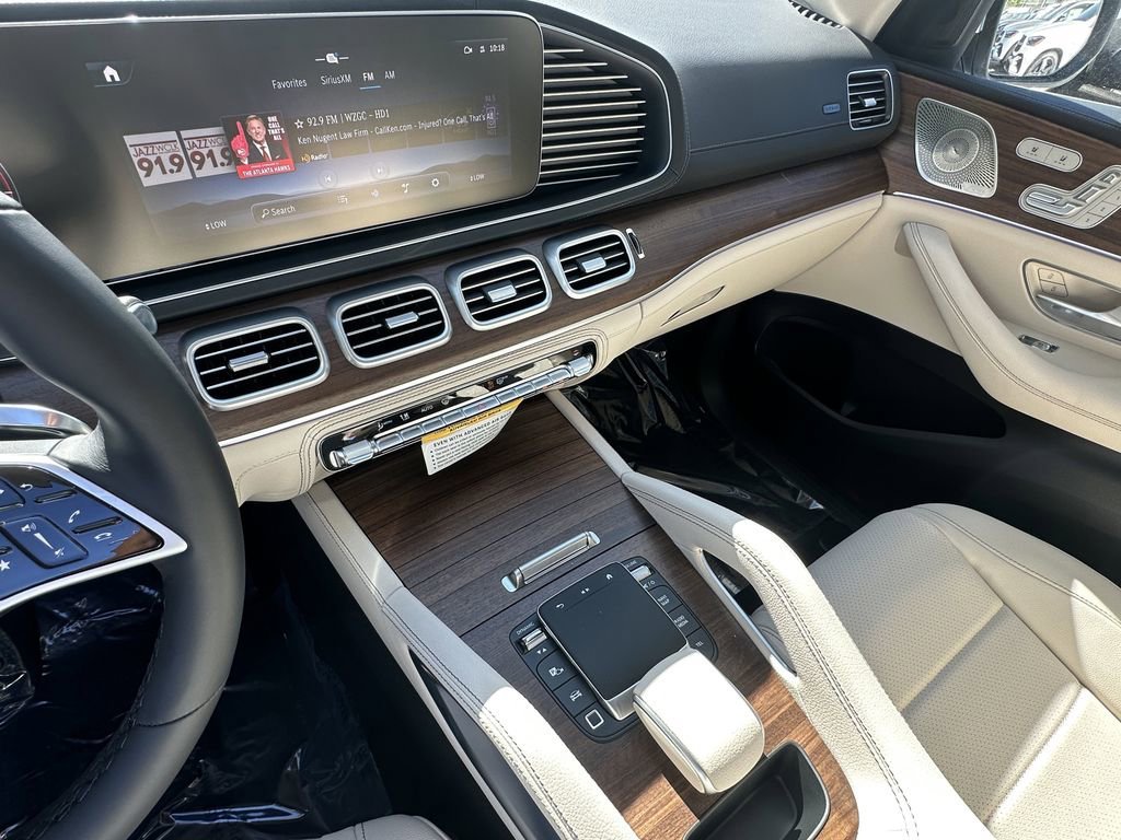 New 2026 MANUFAKTUR Moonlight White Metallic Mercedes-Benz GLE 350 image 70