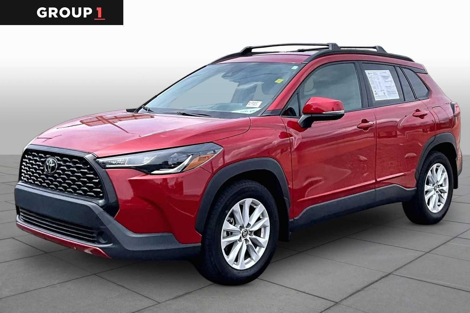 REDブル Certified Pre-Owned 2022 Toyota Corolla Cross LE 4WD in Houston