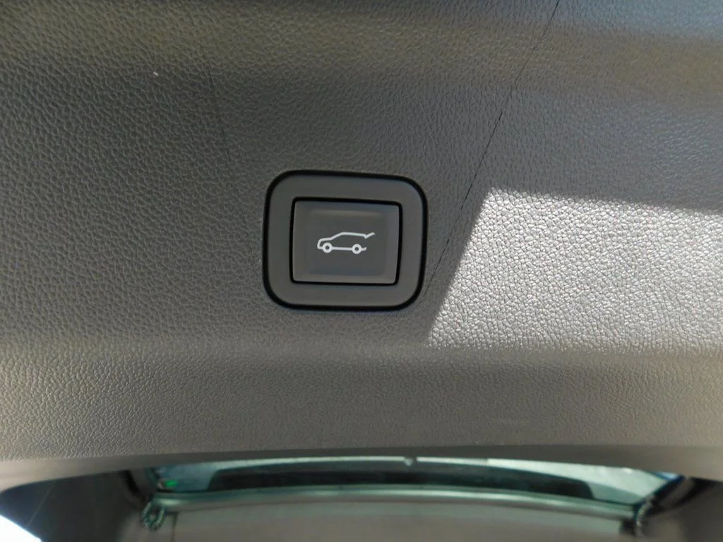 2025 Chevrolet Suburban High Country - Photo 26