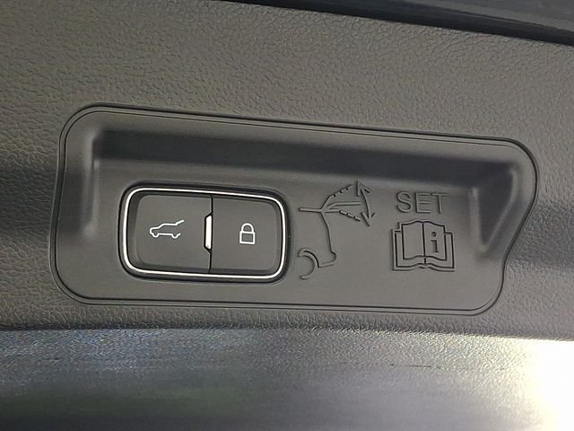 Used 2023 Blue Ford XLT image 36