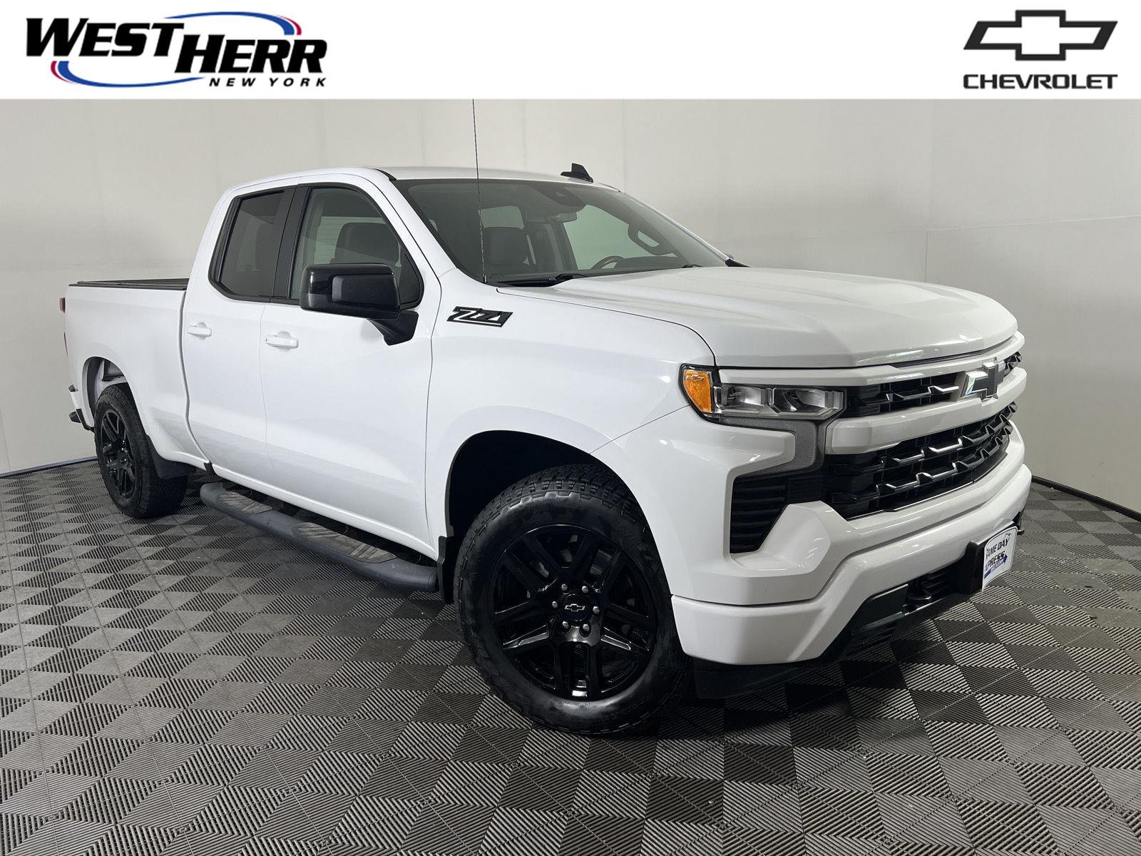 Used 2023 Summit White Chevrolet RST image 1