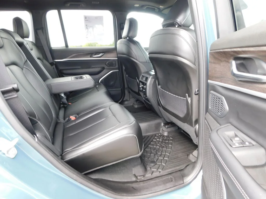Used 2026 Steel Blue Jeep Limited image 24