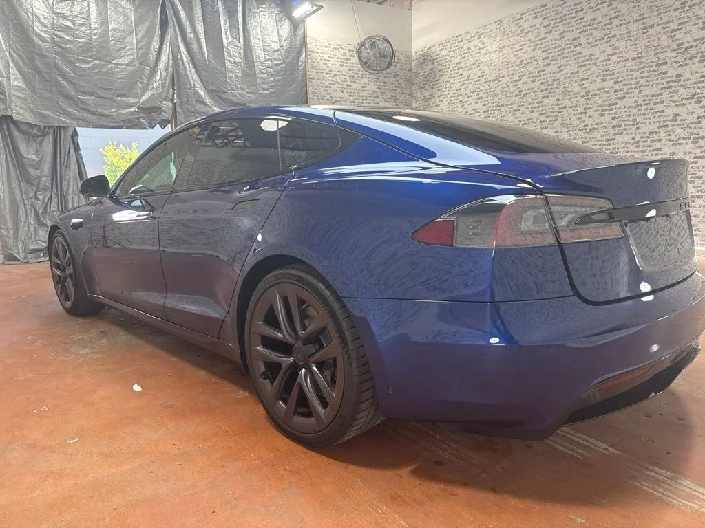Used 2021 Deep Blue Metallic Tesla Plaid image 5