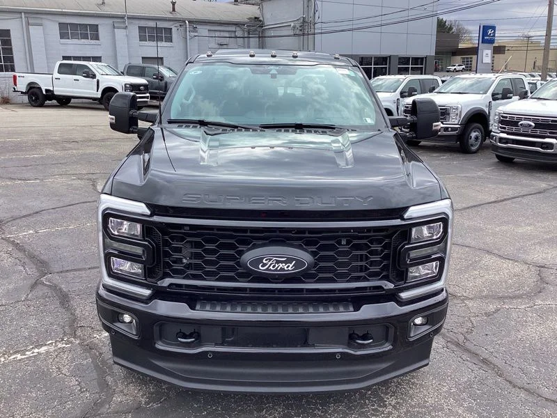 New 2026 Black Ford Lariat image 3