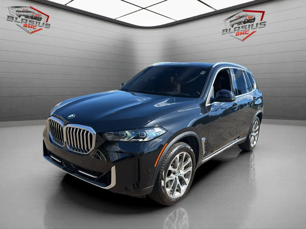 2025 BMW X5 40i