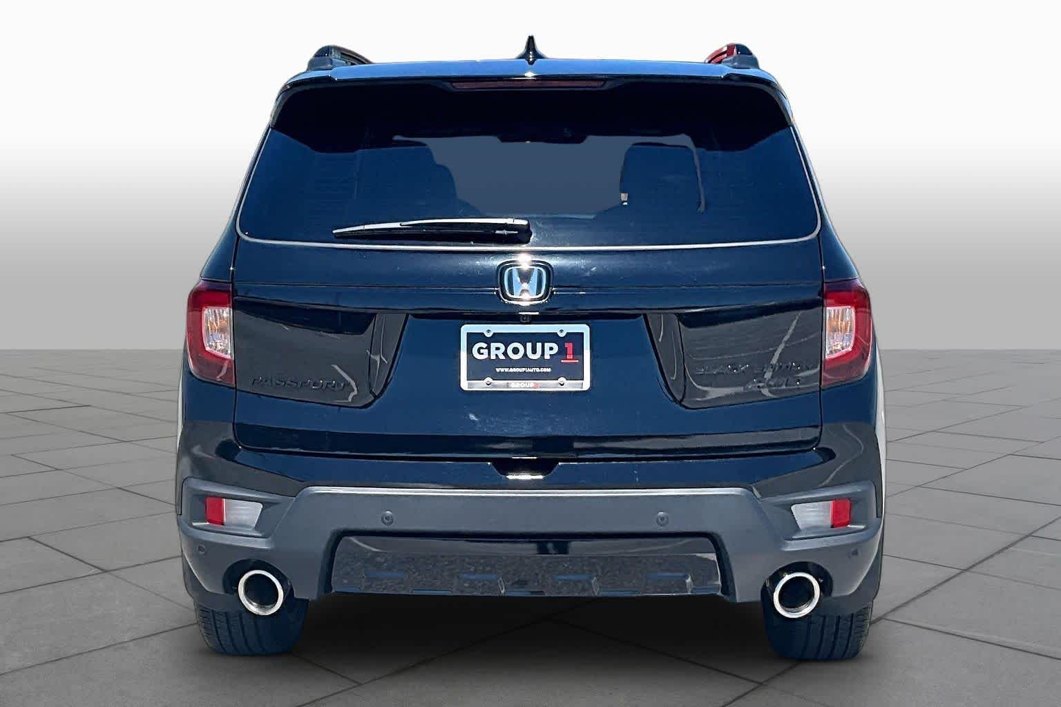 Used 2025 Crystal Black Pearl Honda Black Edition image 5