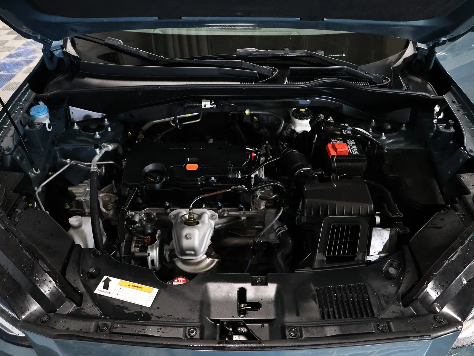 Certified Used 2024 Beige Honda EX-L image 16