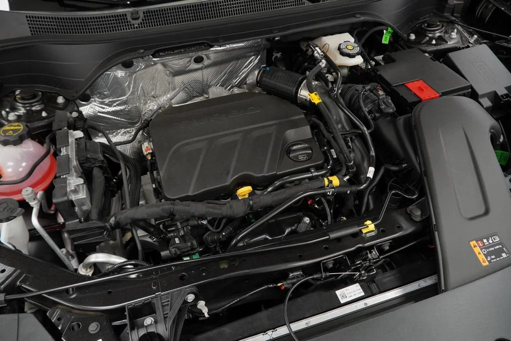 New 2026 Mosaic Black Metallic Chevrolet 2RS image 38