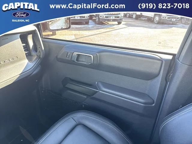 Used 2025 Gray Ford Badlands image 27