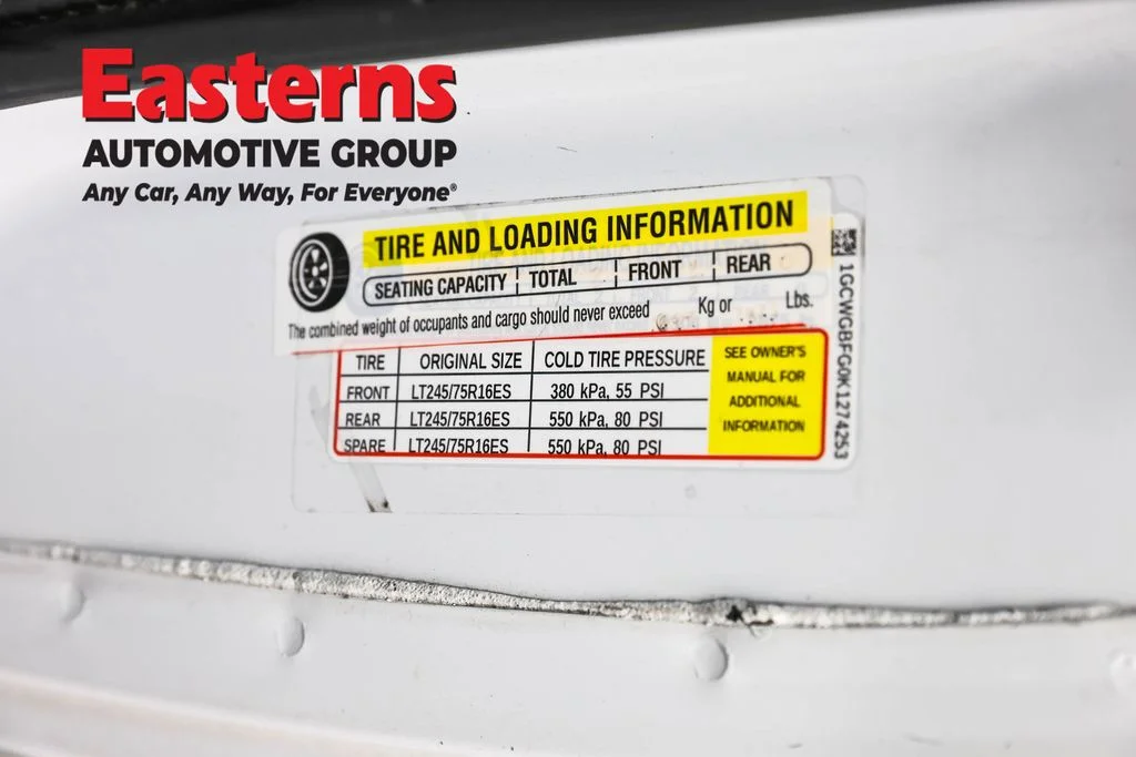 Used 2019 White Chevrolet Work Van image 33