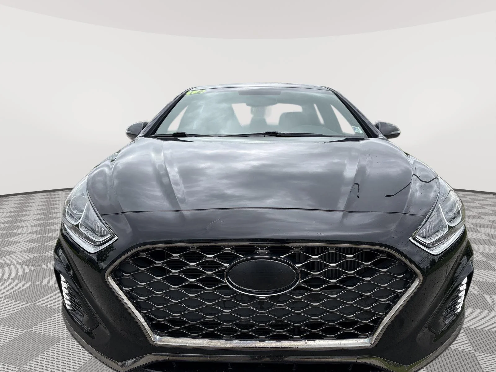Used 2018 Phantom Black Hyundai Sport image 8