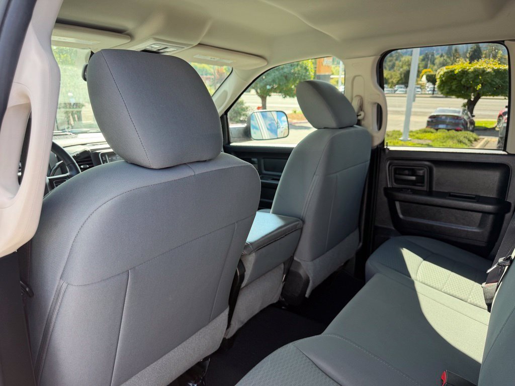 Used 2015 Silver Ram Tradesman image 30