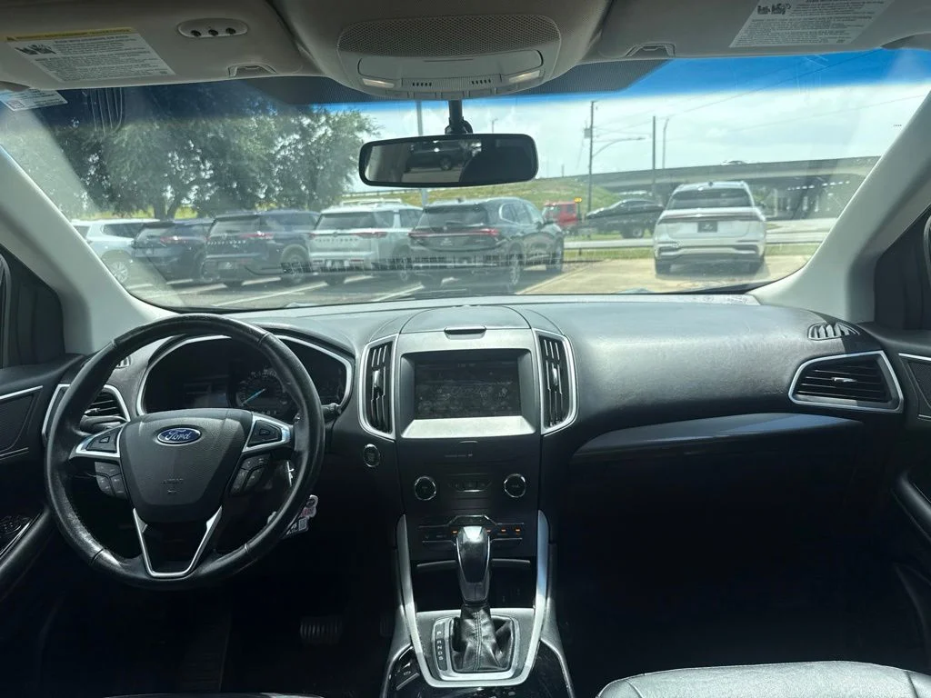 Used 2015 Guard Metallic Ford SEL image 15