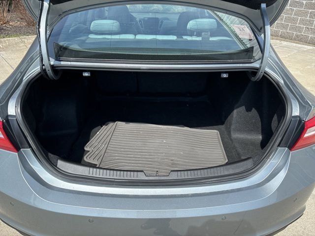 Used 2024 Gray Chevrolet LT image 10