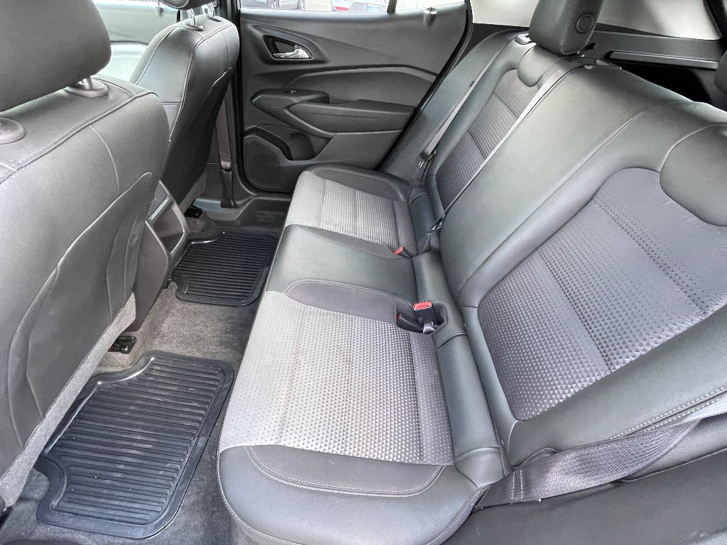 Used 2025 Sterling Gray Metallic Chevrolet LT image 14
