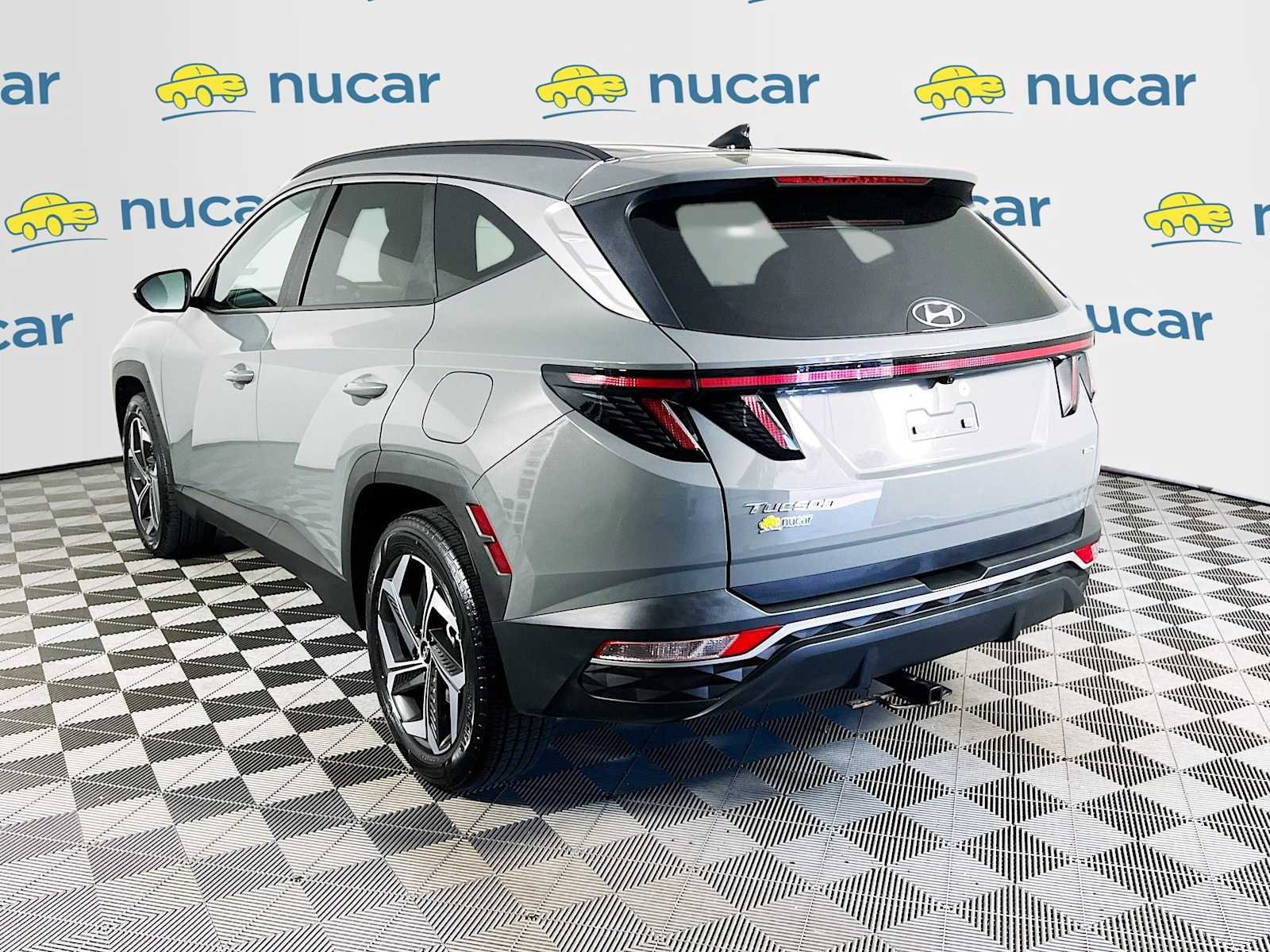 Used 2024 Hampton Gray Hyundai SEL image 5