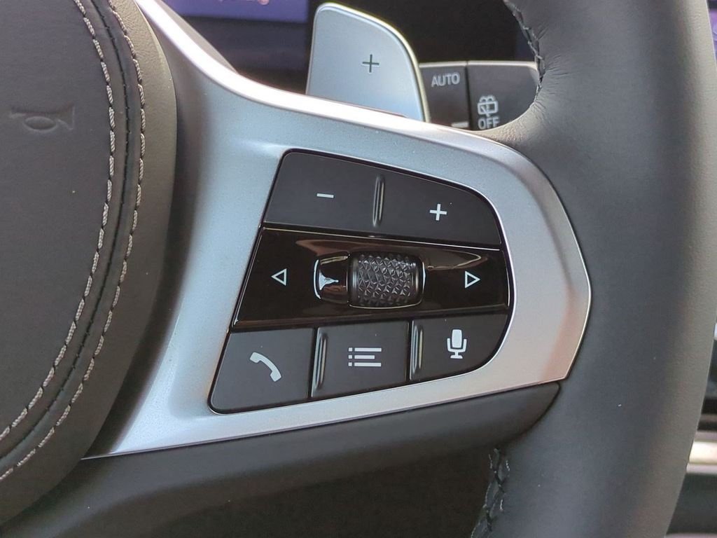 New 2027 Black Sapphire Metallic BMW xDrive40i image 26
