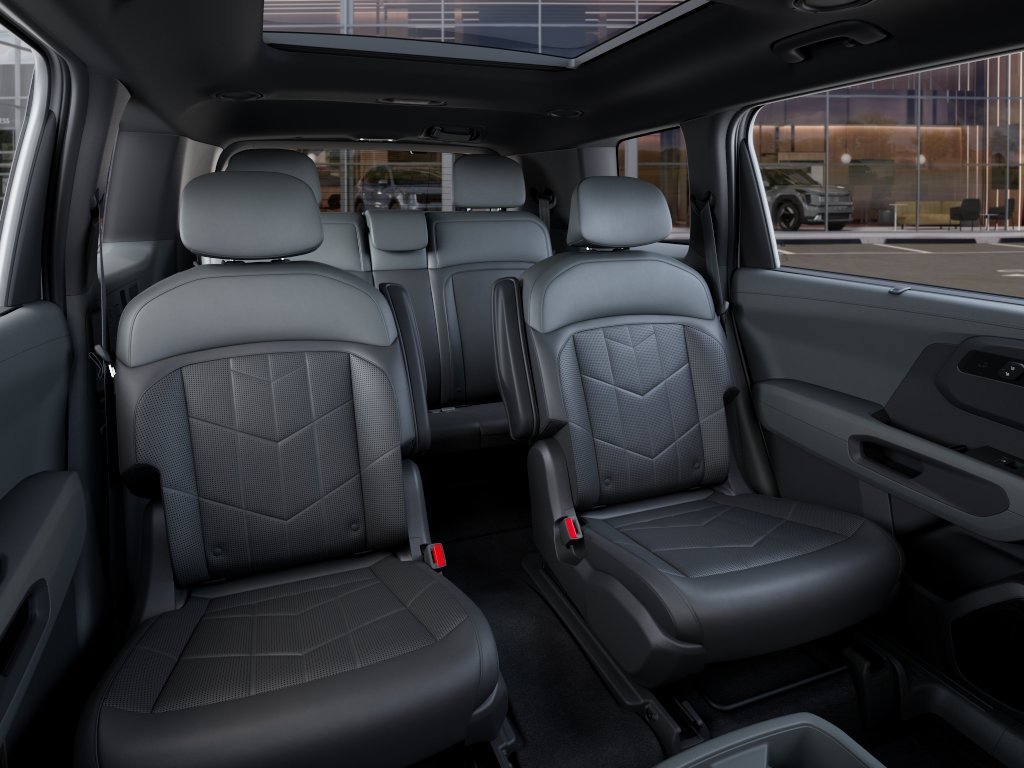 New 2027 Glacial White Pearl Kia X-LINE SX image 16
