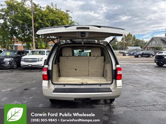 Used 2017 Gold Ford Limited image 30