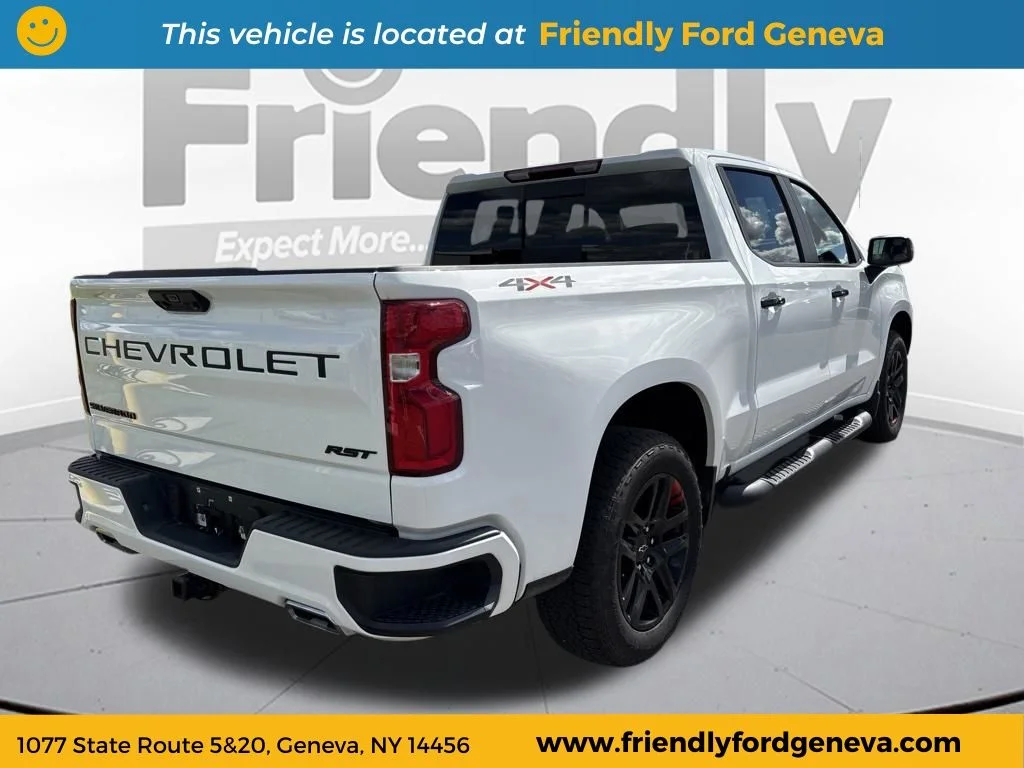 Used 2023 White Chevrolet RST image 5