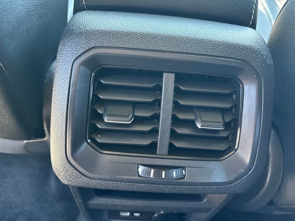 2023 Volkswagen Tiguan SE - Photo 21
