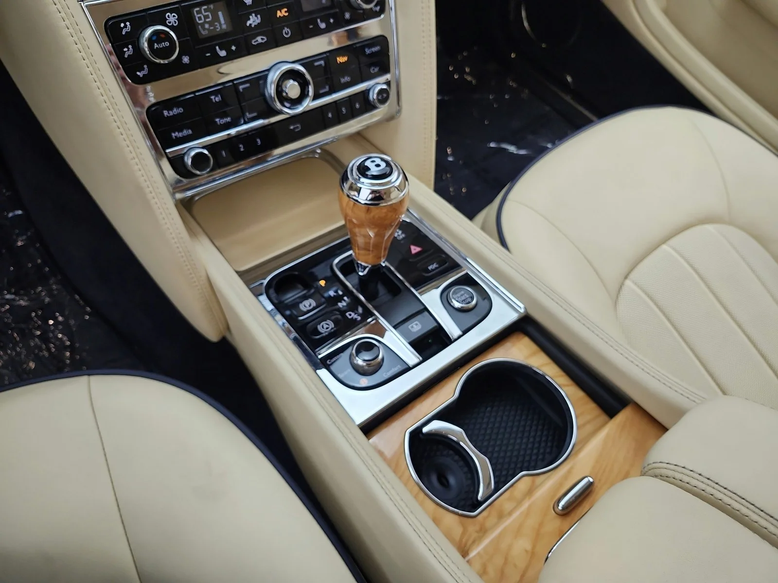 Used 2012 Oxford Blue Solid Bentley 4dr Sdn image 12