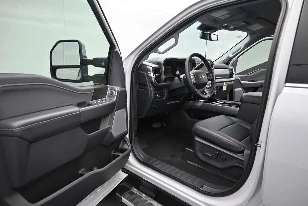 New 2026 Avalanche Ford F-250® Lariat® image 12
