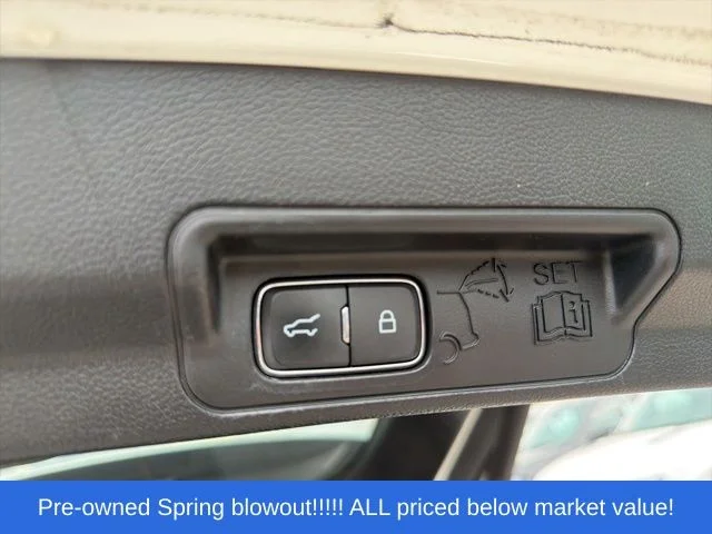 Used 2020 White Ford XLT image 26