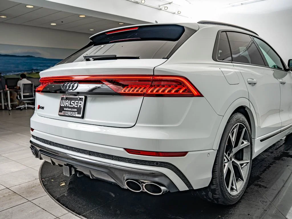 Used 2023 Glacier White Audi 4.0T Prestige image 18
